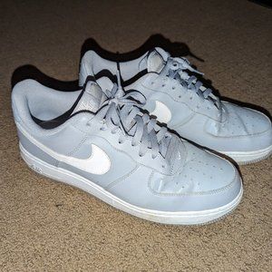 Nike Air Force 1 AF1 Men Gray Very New Size 11